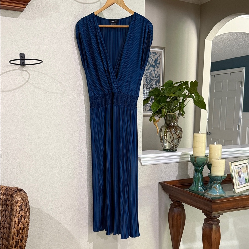 NWOT DKNY pleated Deep Blue Midi Dress empire waist size 12